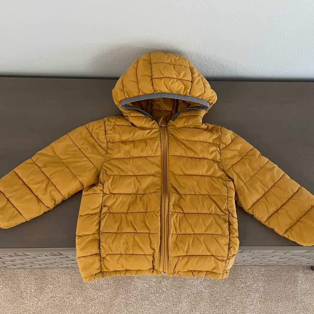GAP 2T Puffer Jacket in Mustard Yellow